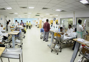Nephrology Facilities Nephrology Facilities at Indraprastha Apollo Hospitals Delhi, India