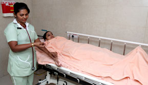 Nephrology Treatments Services at Indraprastha Apollo Hospitals Delhi, India